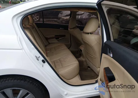 2012 Honda Accord 3.5 Ex-L z USA, uszkodzony, nr VIN 1HGCP3F89CA024935